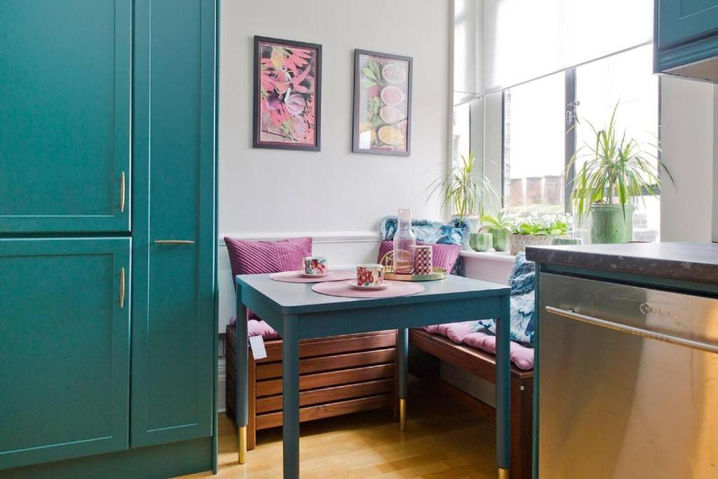 Stylish Getaway In The Heart Of The Londra